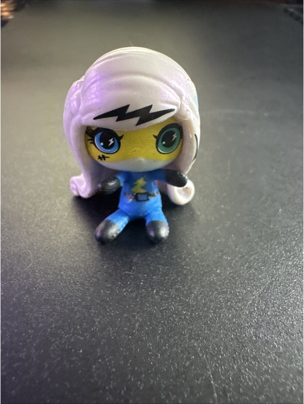 Monster High Mini Ghoul Frankie Stein 1.5" Mini Figure